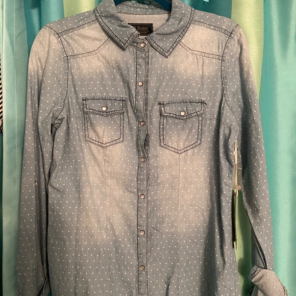 Button down shirt - Picture 1 of 1